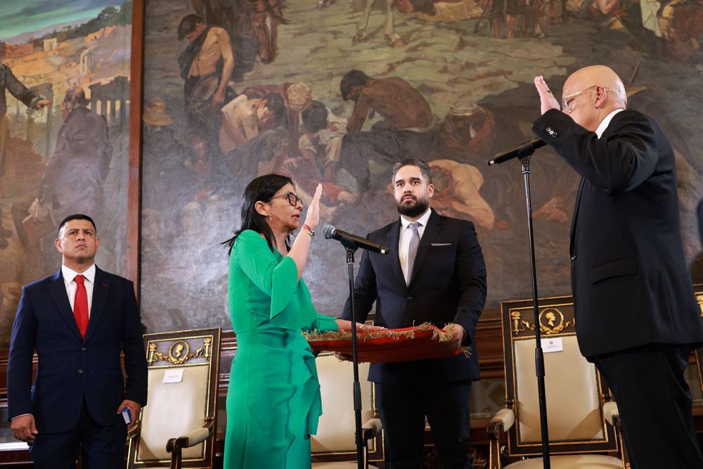 Delcy Rodríguez jura como presidenta encargada de Venezuela, tras la captura de Nicolás Maduro en enero de 2026